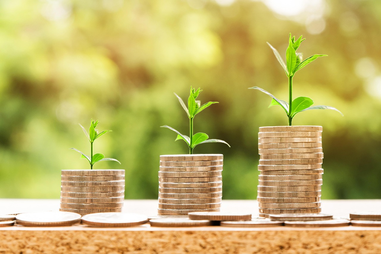 How does Ace Markets lead the upgrade of institutional trading services?